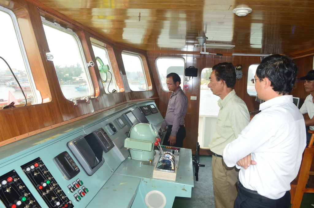 Hinh carbin tau DVHCNC Da90999TS_ccju