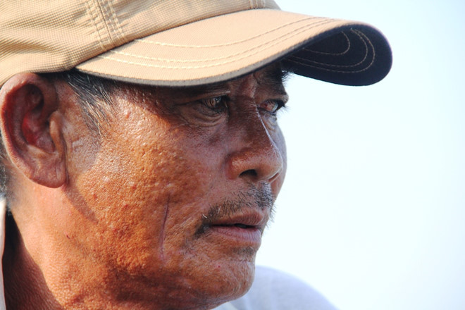 'Tàu Trung Quốc không cứu còn ép chúng tôi ký giấy đánh bắt vi phạm chủ quyền' - ảnh 4