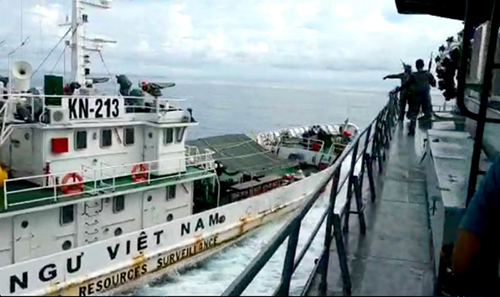 viet-nam-phan-doi-hai-quan-indonesia-dung-vu-luc-voi-ngu-dan-1563